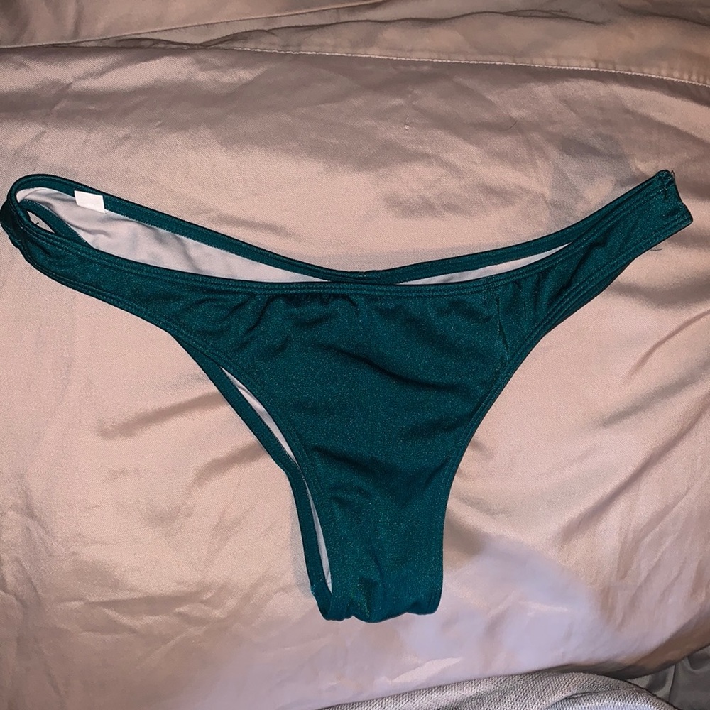 ISO Victoria secret top